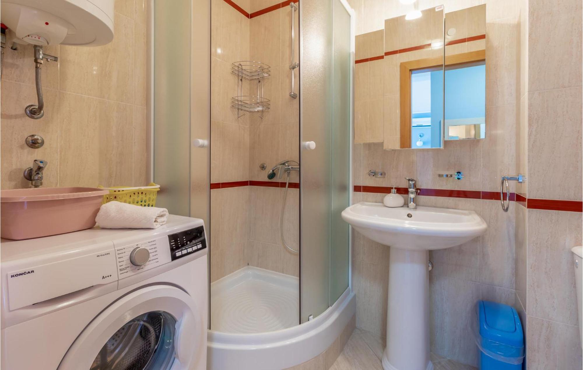 Lovely Apartment In Selce With House Sea View Экстерьер фото